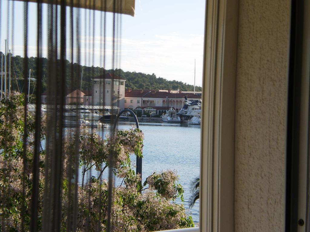 Apartments Vala ロゴズニッツァ エクステリア 写真